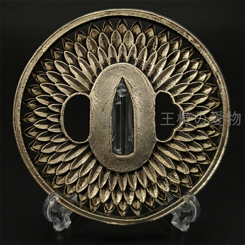 楽天市場】日本刀装具 刀鍔 桜の図 銀色 銅地 金工 細工 銀メッキ 鍔