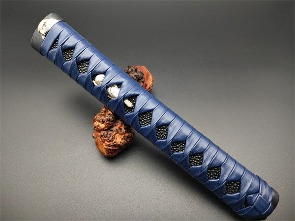 楽天市場】日本刀装具 大刀柄 新品 長約26CM 銅製縁頭 銅製目貫 本鮫皮