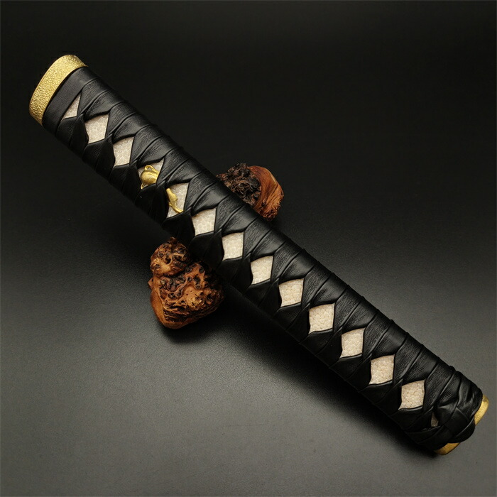楽天市場】日本刀装具 大刀柄 新品 長約26CM 紅葉縁頭 龍目貫 白