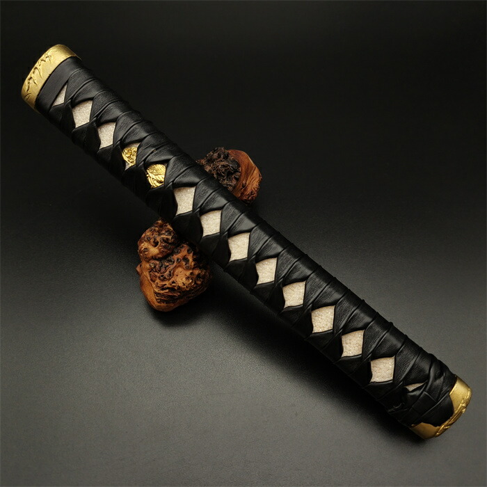楽天市場】日本刀装具 大刀柄 新品 長約26CM 紅葉縁頭 桜目貫 黒