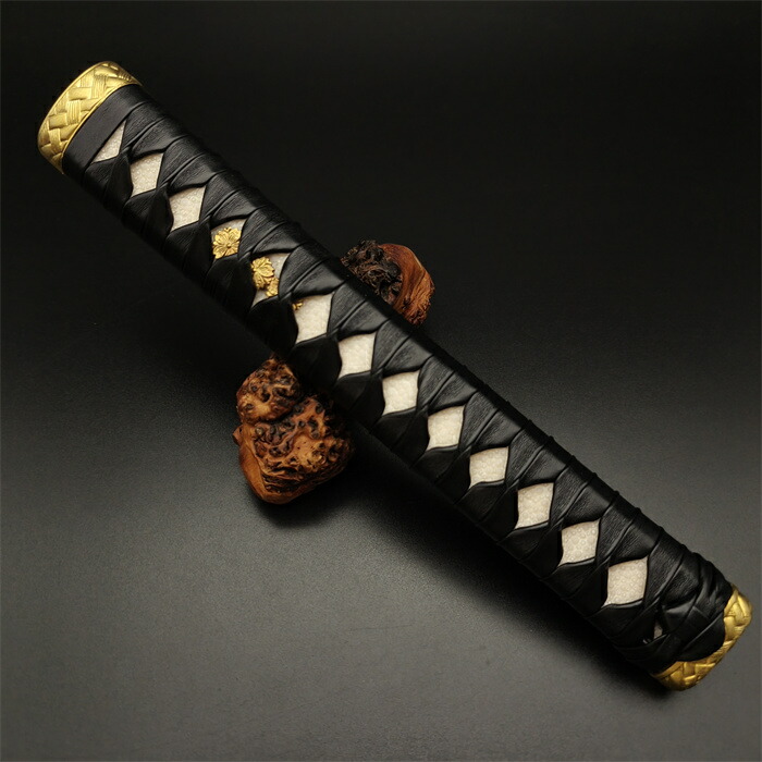 刀装具 楽天市場】日本刀装具 大刀柄 新品 長約26CM 紅葉縁頭 龍目貫 白