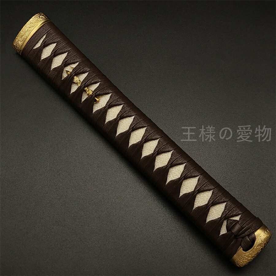 刀装具、　柄前.3点　鍔5点　目釘2本 楽天市場】日本刀装具 大刀柄 新品 長約30CM 勝虫縁頭 勝虫目貫