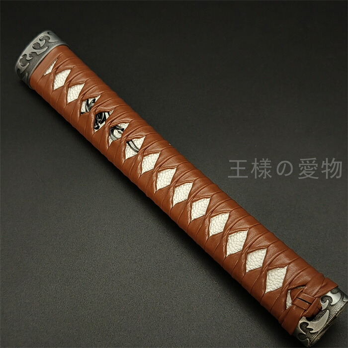 日本刀　柄　刀装具 楽天市場】日本刀装具 大刀柄 新品 長約26CM 竹笹縁頭 竹目貫 白本鮫皮