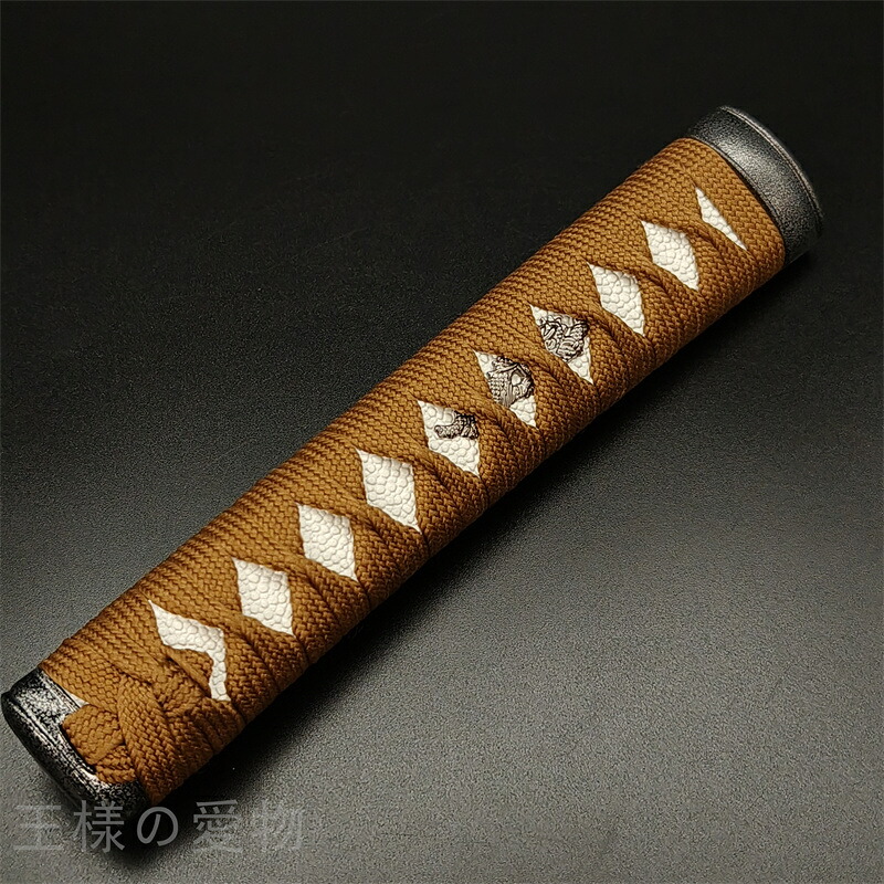 【楽天市場】日本刀柄 刀柄 長約20CM 新品 木製柄 合成鮫皮 綿巻 合金製装具 居合用 刀剣美術 日本刀装具 武道具:王様の愛物