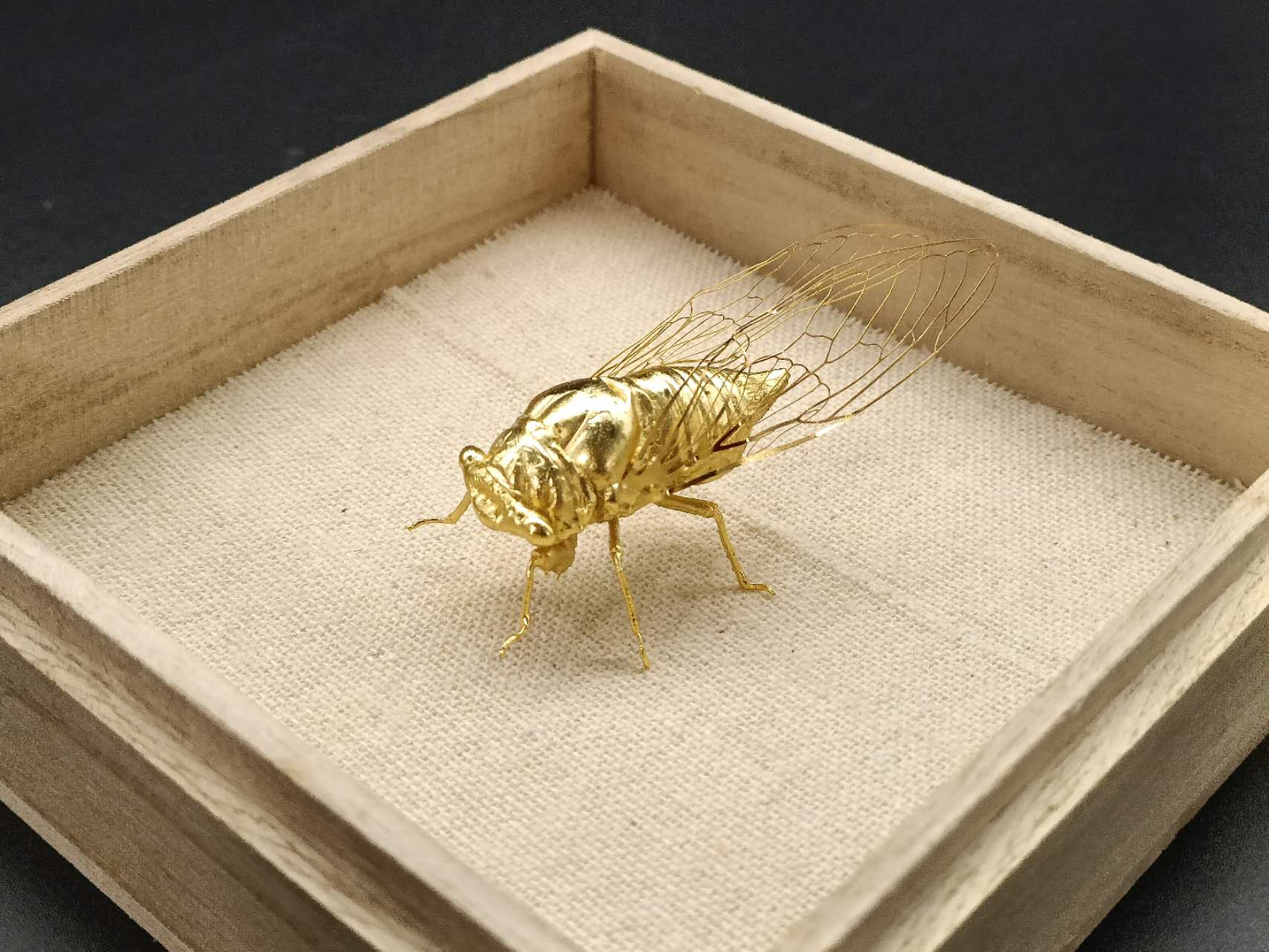 楽天市場】銅製置物 蝉 セミ 翼 金工品 細工品 約25G 桐箱付き 茶道具