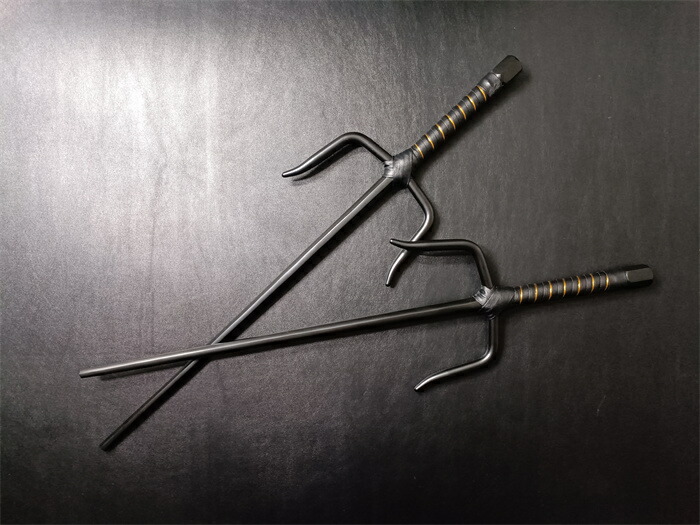デパート 送料無料 琉球古武術 サイ 釵 十手 楽天市場】武具 48CM 二本 鉄製 銀色 武具