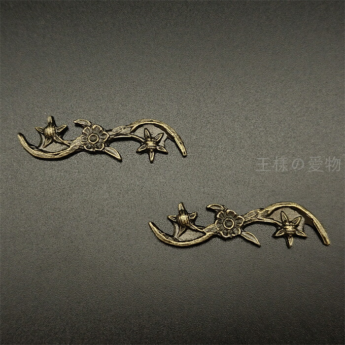 楽天市場】目貫 花の図 銅製 細工 日本刀装具 武具 刀剣美術 : 王様の愛物