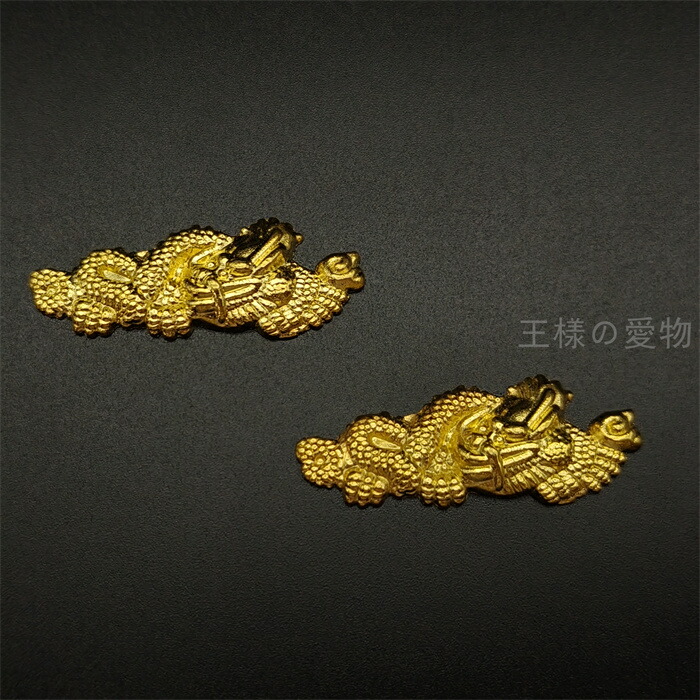 楽天市場】日本刀装具 目貫 龍の図 金色 銅製 絵金 金工品 細工 武具