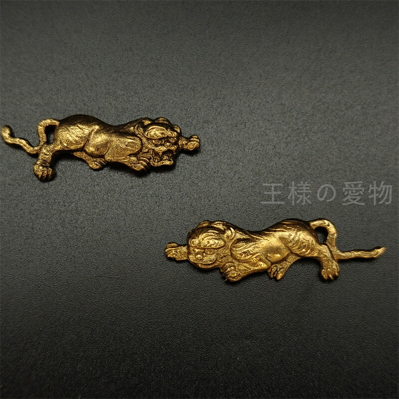 楽天市場】目貫 鶴の図 銅製 細工 日本刀装具 武具 刀剣美術 : 王様の愛物