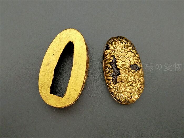 楽天市場】日本刀装具 小柄 鯉の図 銅地 絵金銀 刀剣美術 刀装具