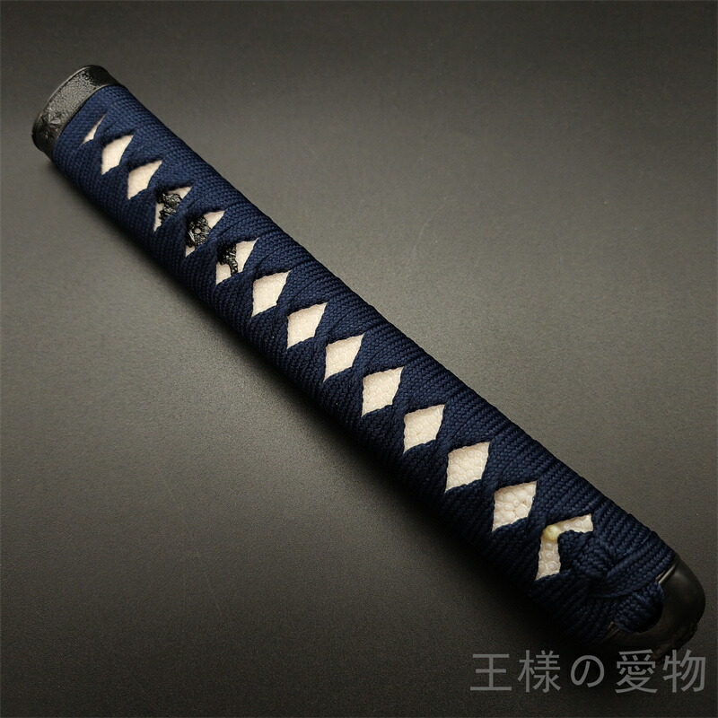 楽天市場】日本刀装具 大刀柄 新品 長約26CM 唐草縁頭 五三の桐目貫 本