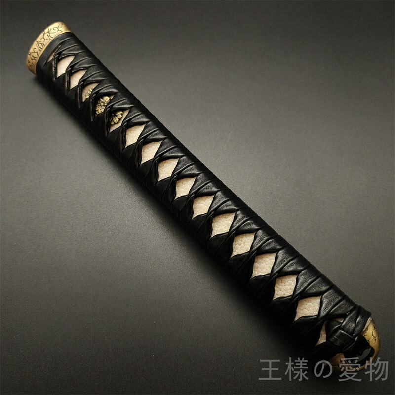 楽天市場】日本刀装具 大刀柄 新品 長約26CM 唐草縁頭 五三の桐目貫 本