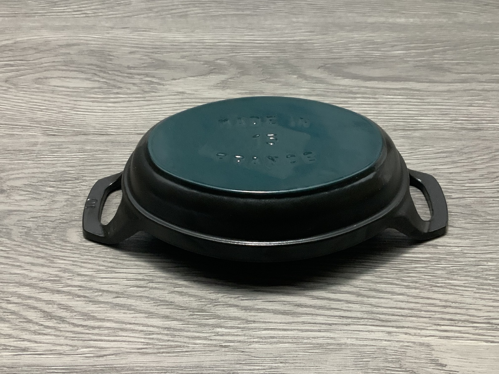 そのまま使えるおしゃれな卓上皿 Staub ミニオーバル ディッシュ 15センチ ブランド ストウブ 黒 ストゥブ オーバルプレート ストウブ キッチンツール ホット プレート 鍋 お鍋 ホーロー 琺瑯 ホーロー鍋 Ih おしゃれ Ih対応 ストゥブ 調理器具 ブランド キッチングッズ そのまま使えるおしゃれな卓上皿 Staub ミニオーバル ディッシュ 15センチ ブランド ストウブ 黒 ストゥブ オーバルプレート ストウブ キッチンツール ホット プレート 鍋 お鍋 ホーロー 琺瑯 ホーロー鍋 Ih おしゃれ Ih対応 ストゥブ 調理器具 ブランド キッチングッズ