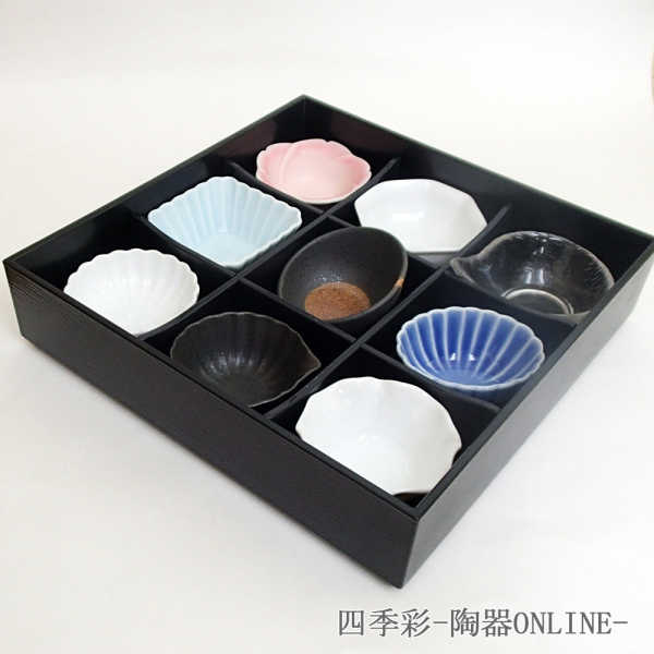 漆器　幕の内弁当箱　弁当箱　松花堂弁当　蓋付き仕切り付き皿　長角鉢　金彩 漆器 幕の内弁当箱 弁当箱 松花堂弁当 蓋付き仕切り付き皿 長角