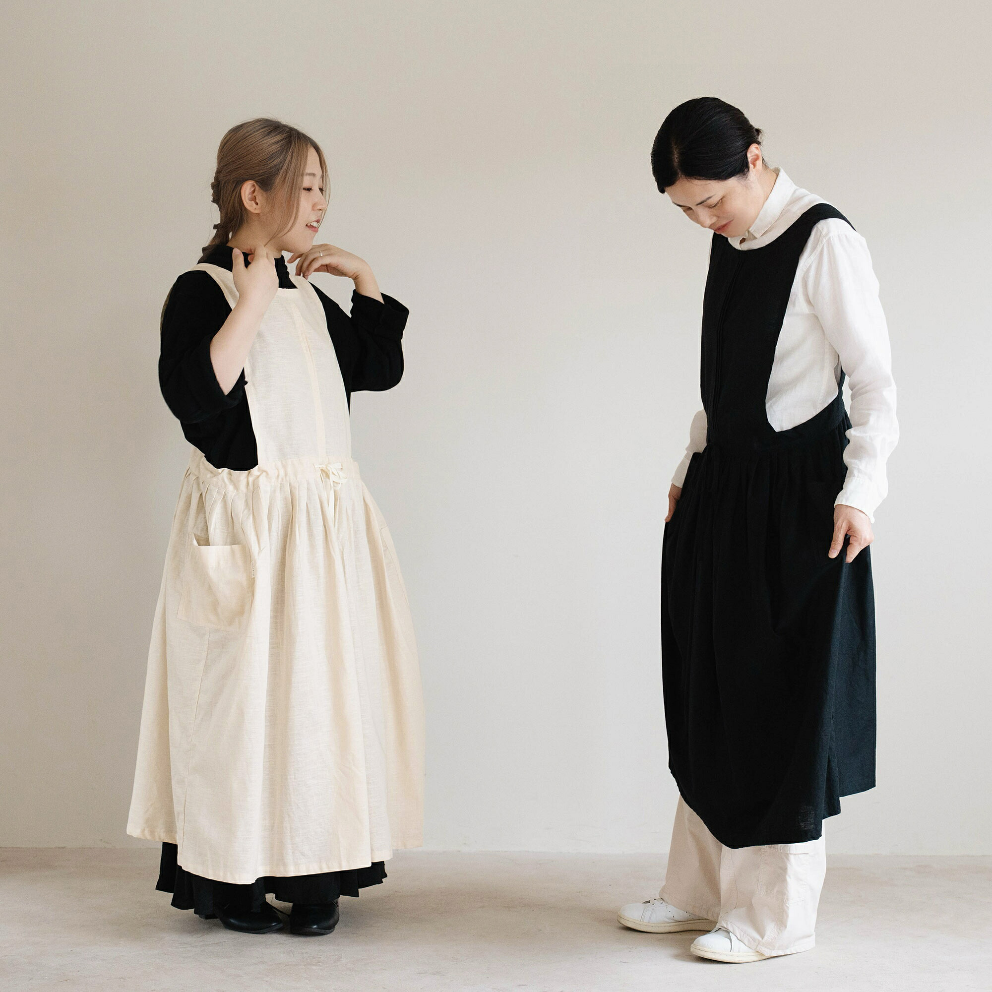 楽天市場】リネンギャザー バッククロス式エプロンW75 H95 フレンチ