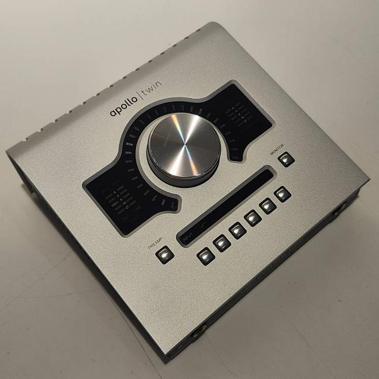 APOGEE jam+ ／オーディオインターフェース／未使用新品 ApogeeのコンパクトオーディオインターフェイスJam+をご紹介