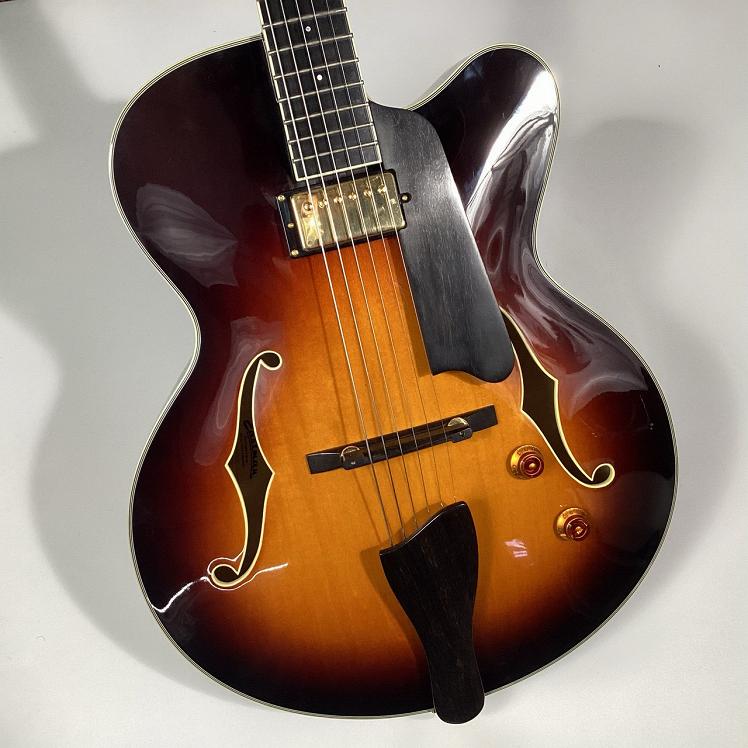 楽天市場】Eastman AR-175CE -Sunburst- 【2.63kg】[イースト