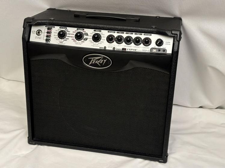 楽天市場】【中古】 PEAVEY ピーヴィー ベースアンプ TKO115