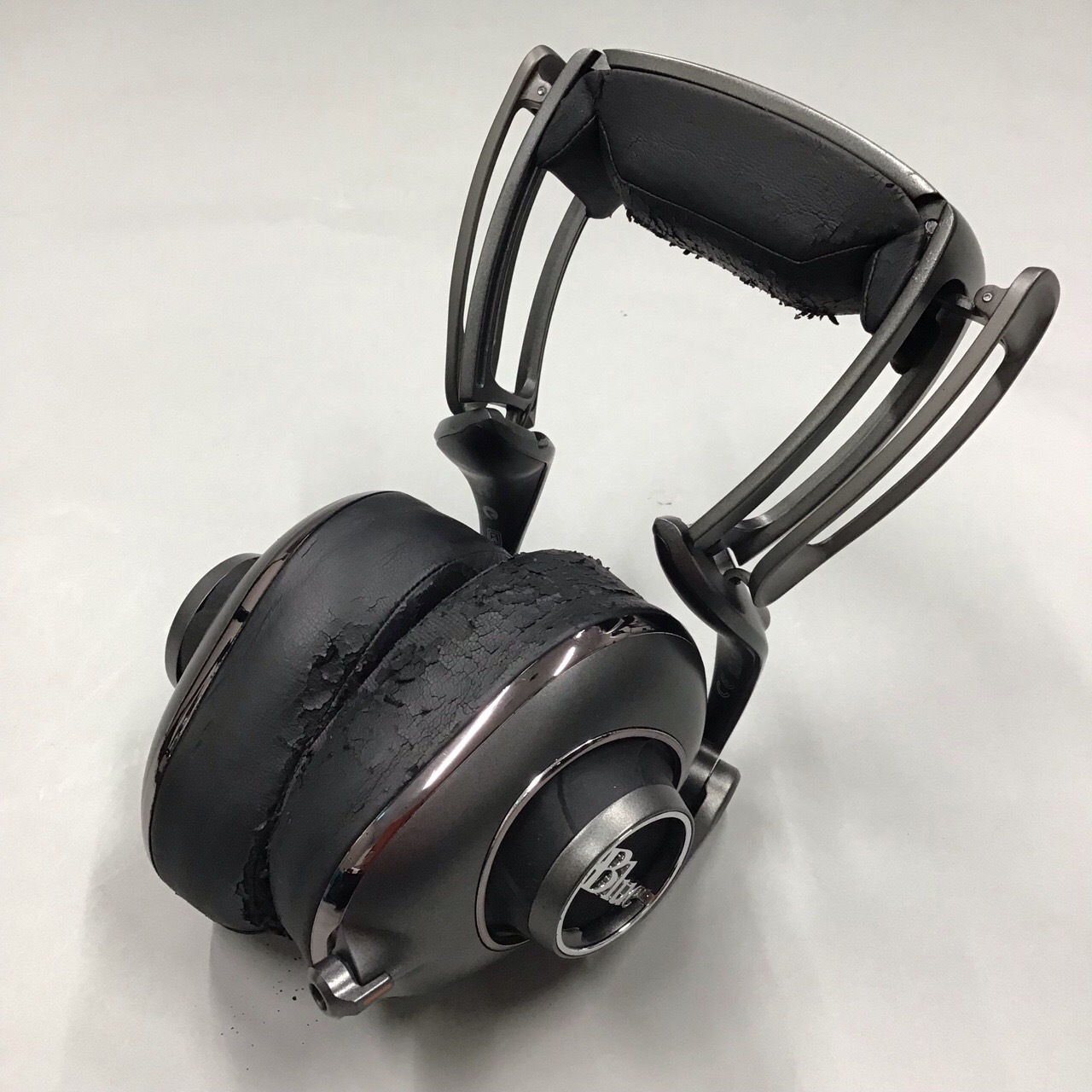 【中古】BlueMicrophones（ブルーマイクロフォン）/ チュウコMO-FI MO-FI / 受話器アンプリファイアー 【USED】【仙台屋根裏部屋店】(2500000877940) TV・オーディオ・カメラ-ヘッドホン・イヤホン-オーディオ