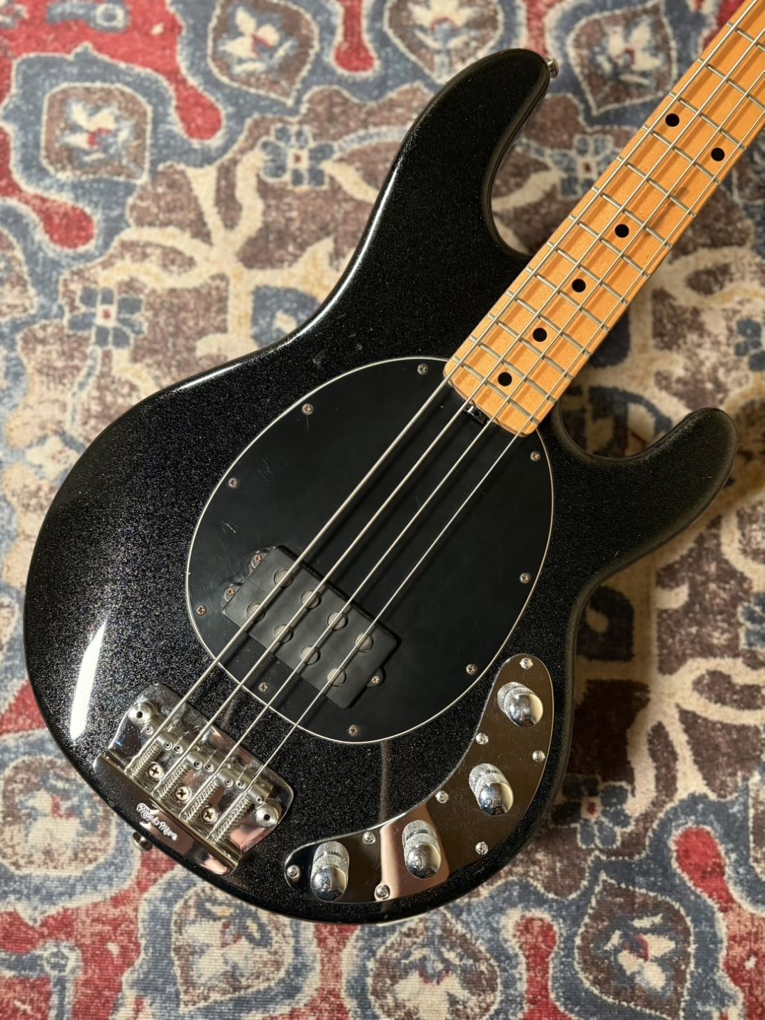 楽天市場】【送料無料】MUSIC MAN / StingRay4 HS【中古】【楽器