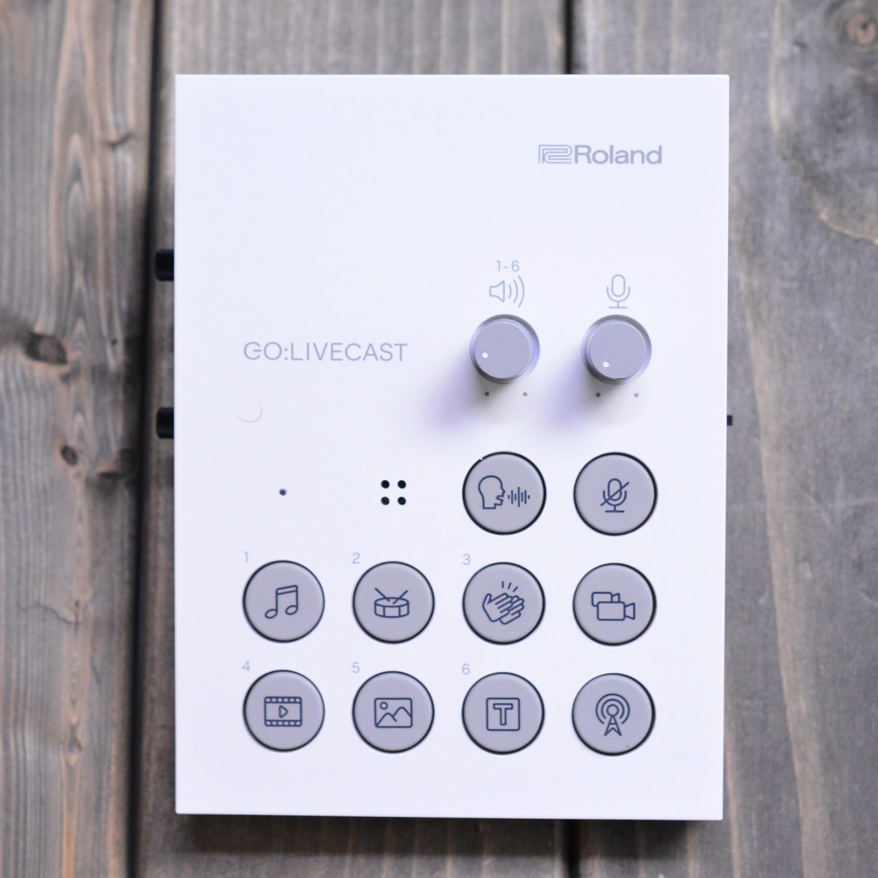 【中古】Roland（ローランド）/ GO:LIVECAST【USED】【梅田茶屋町店】(2500001097286)