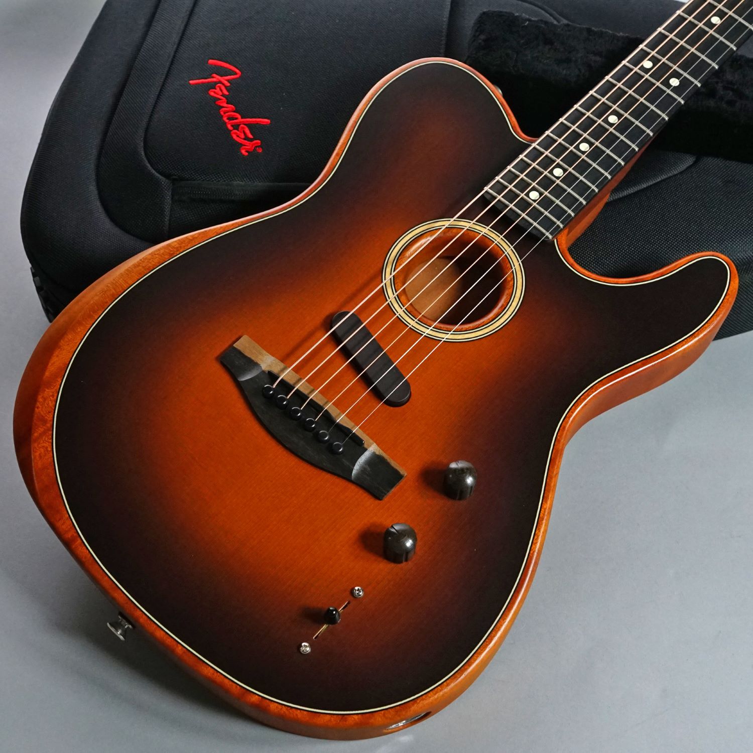 【中古】Fender(フェンダー)/ Acoustasonic Telecaster Sunburst 中古 重量2.33Kg【USED】【ミーナ町田店】(2500002046016)