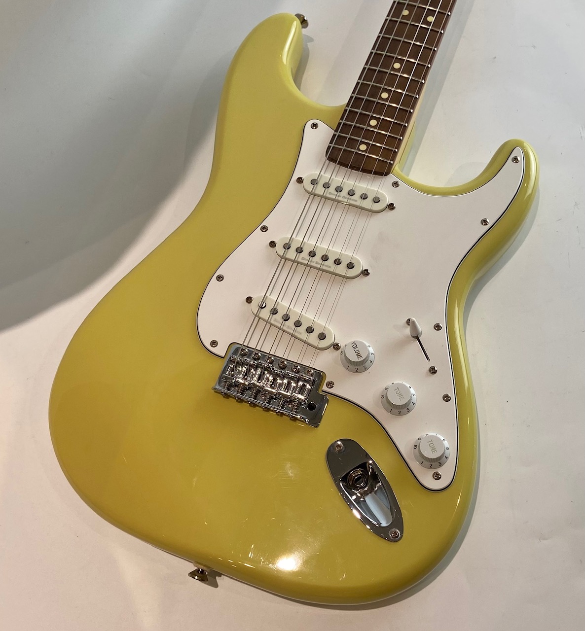 【中古】Squier by Fender（スクワイヤー / スクワイア）/ Vintage Modified Stratocaster Vintage Blonde　2017年【USED】【COCOSA熊本店】(2500002500303)