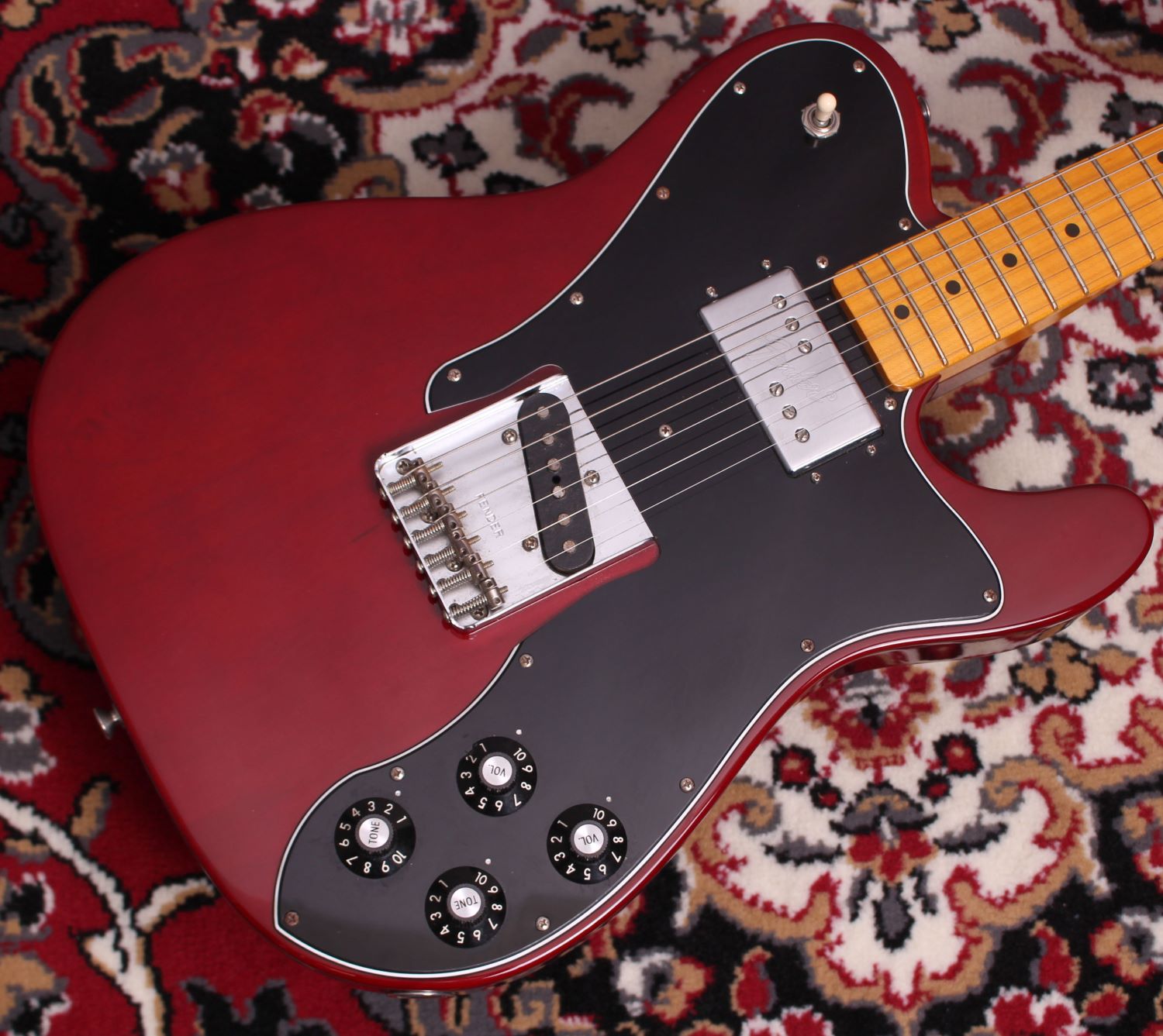 【中古】Fender（フェンダー）/ American Vintage II 1977 Telecaster Custom Maple Fingerboard Wine【USED】【札幌パルコ店】(2500002501164)