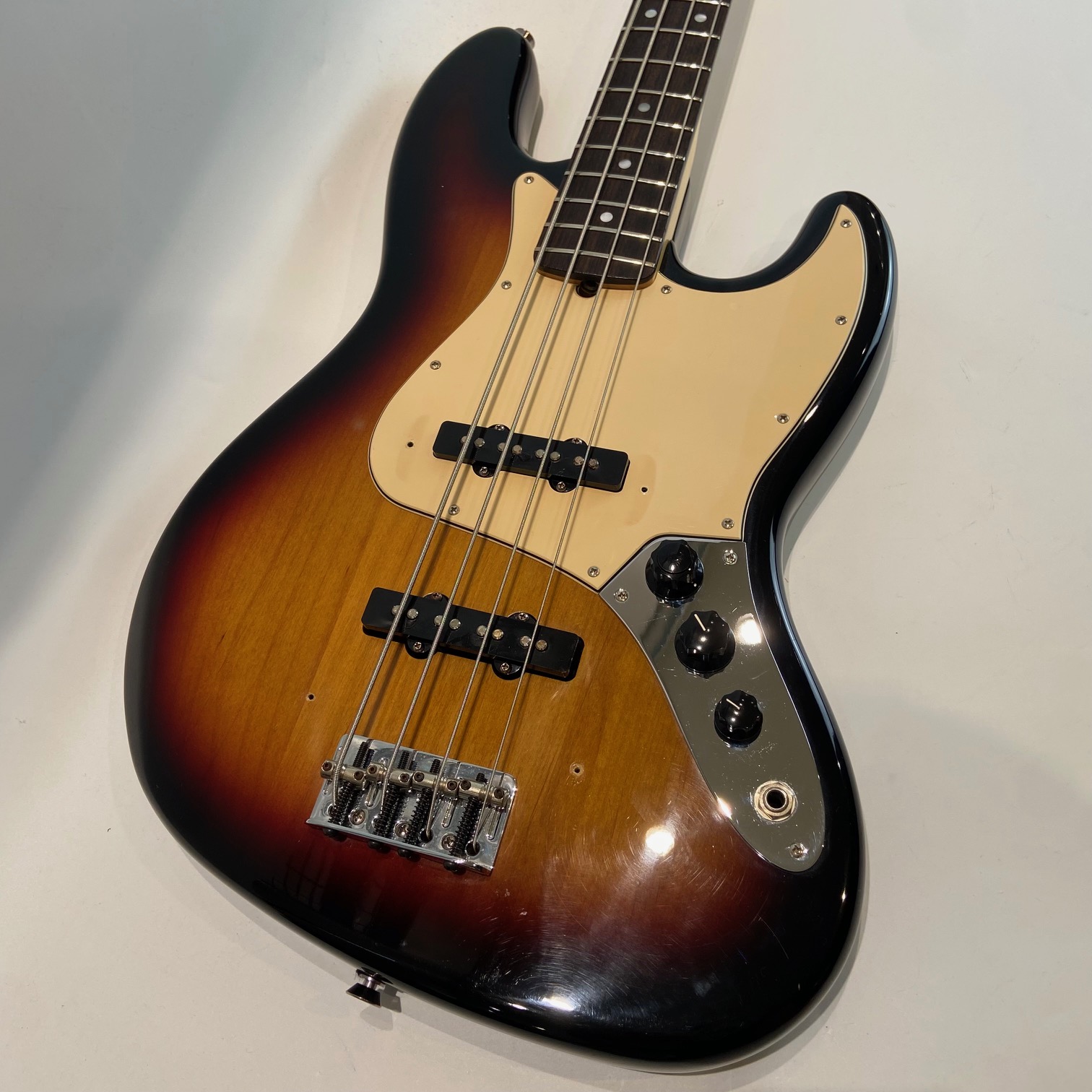 【中古】Fender(フェンダー)/ 60th Diamond Anniversary American Jazz Bass 3CS 2006年【USED】【COCOSA熊本店】(2500002812154)|島村楽器 USED SHOP