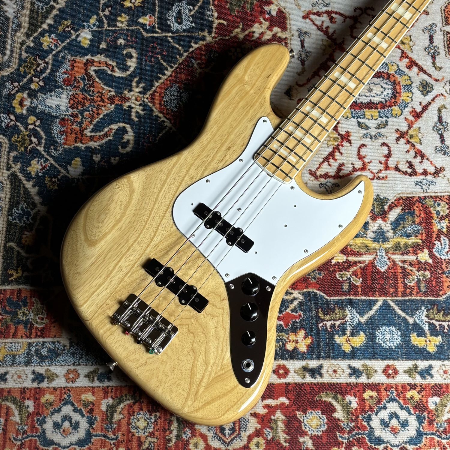 【中古】Fender（フェンダー）/ TRAD 70S JAZZ BASS【現物画像】【S/N:JD18010588】【重量:4.00kg】【USED】【イオンモール札幌平岡店】(2500002812444)｜島村楽器　USED SHOP
