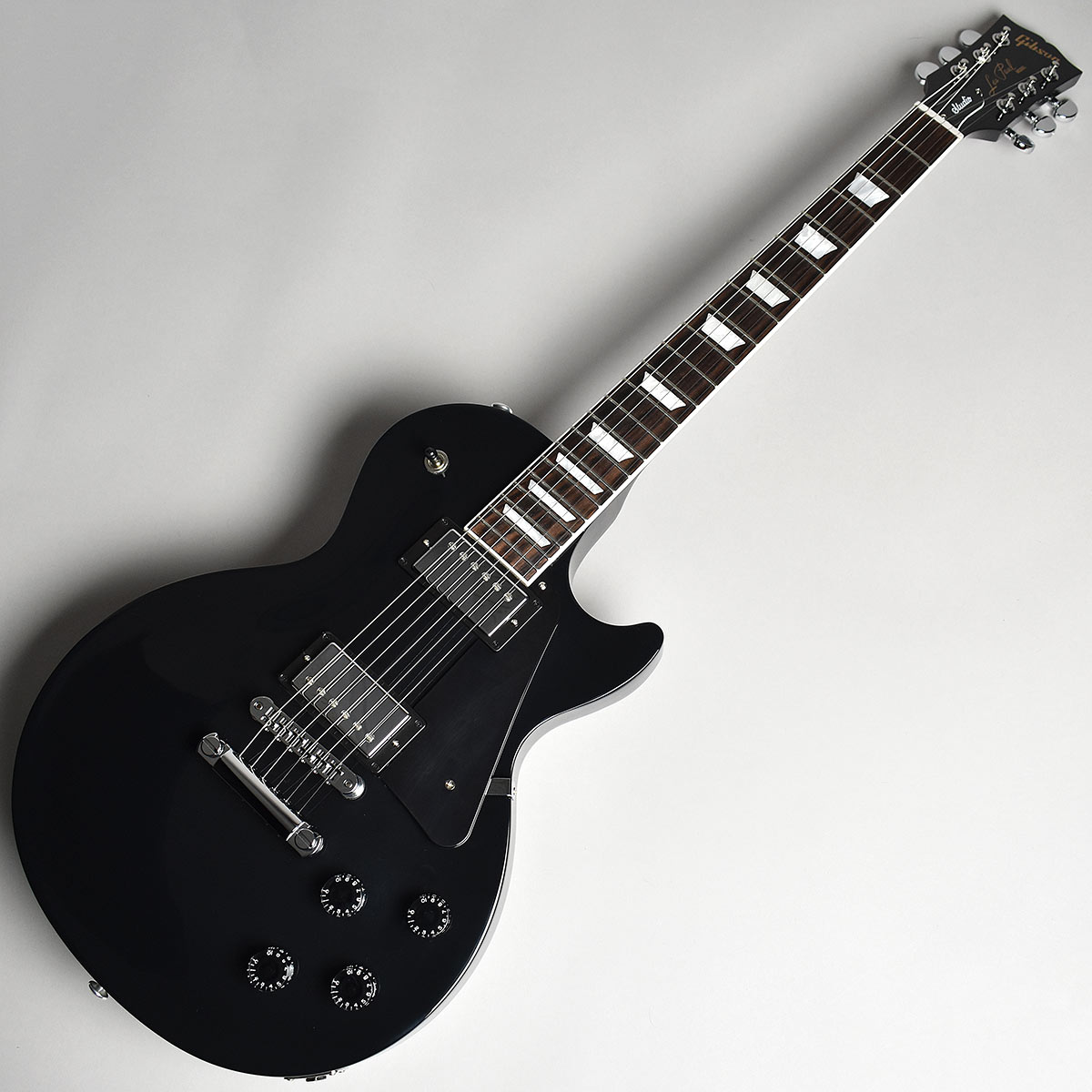 Paul フルート 19 Les Gibson カシオ レスポール 未展示品 Studio スタジオ 島村楽器 電子ドラム Ebony S N ギブソン 伝統的なレスポールの仕様を受け継ぎつつハイコストパフォーマンスを実現したレスポール スタジオの19年モデル