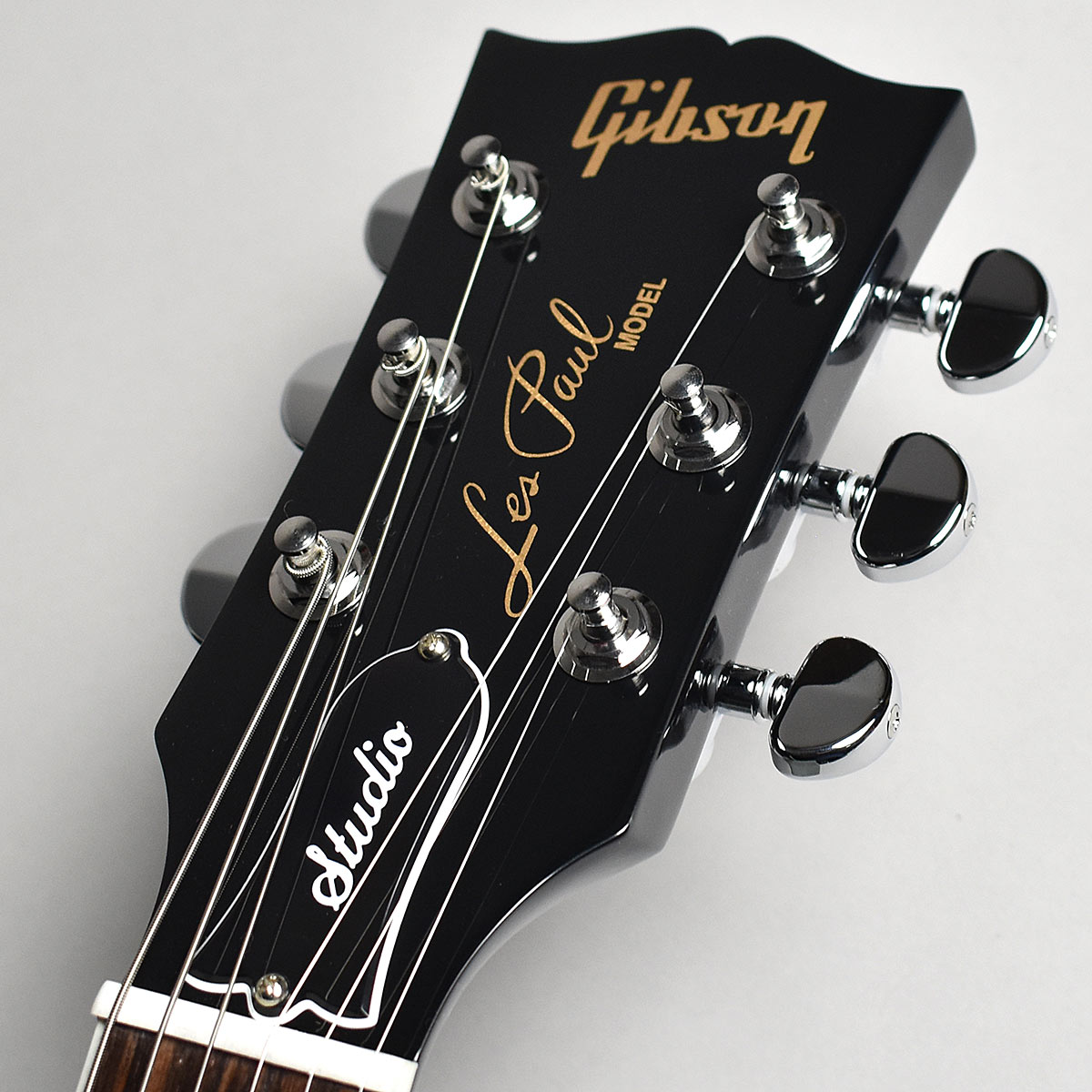 Paul フルート 19 Les Gibson カシオ レスポール 未展示品 Studio スタジオ 島村楽器 電子ドラム Ebony S N ギブソン 伝統的なレスポールの仕様を受け継ぎつつハイコストパフォーマンスを実現したレスポール スタジオの19年モデル