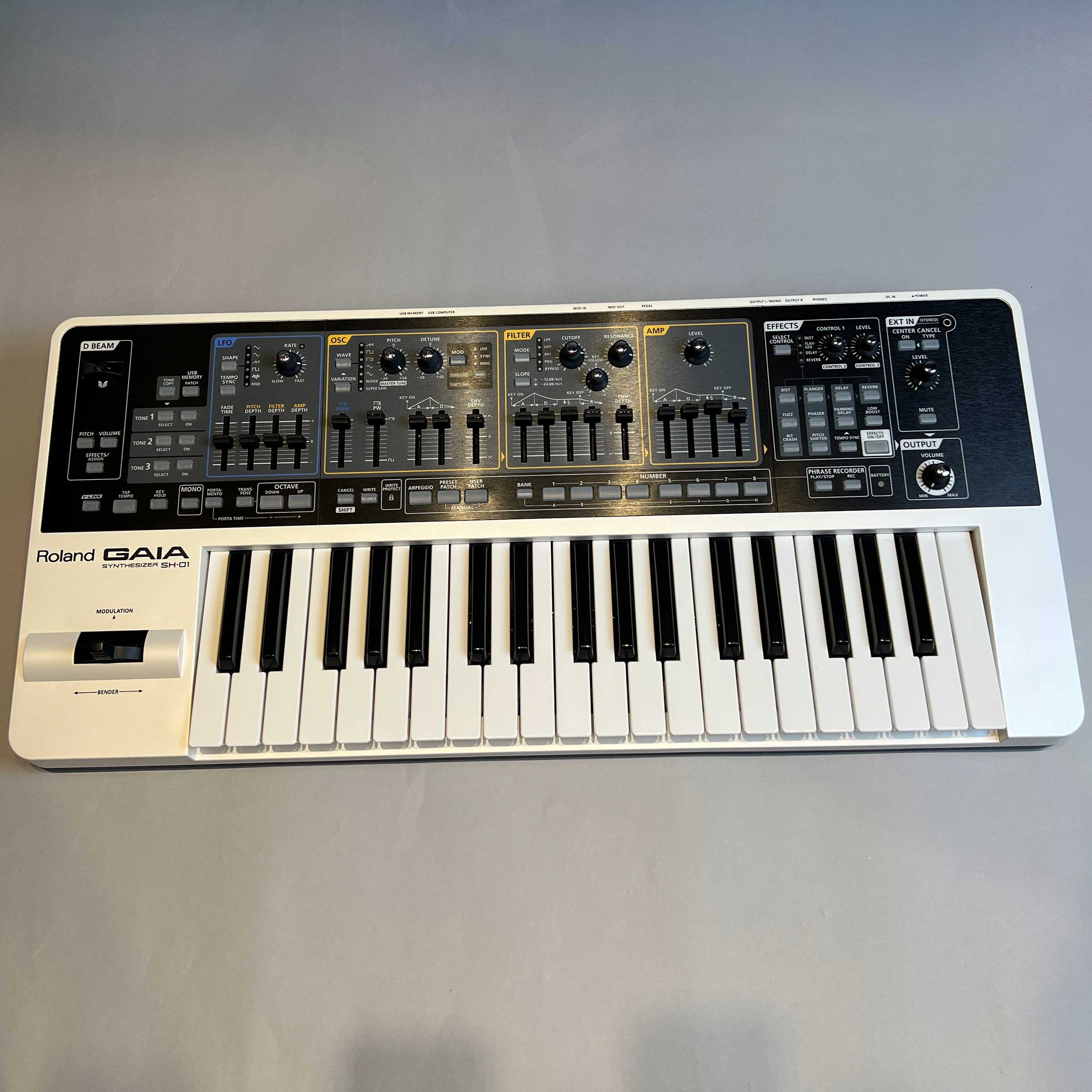 Roland Synthesizer SH-01 GAIA ガイア シンセサイザー ローランド 中古 26,600円