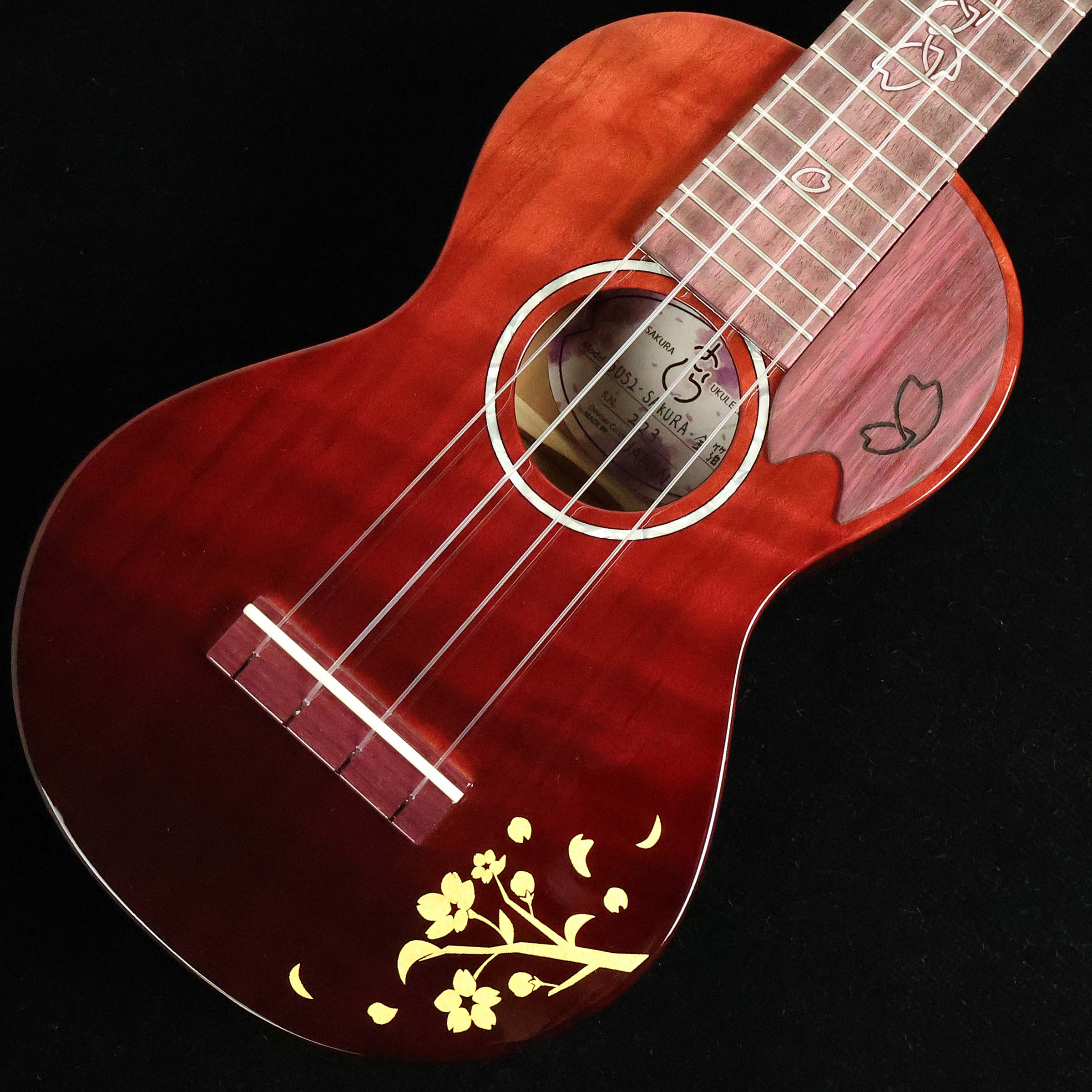 【マラソン期間中 エントリーでさらP5倍】SAKURA UKULELE SUS2-SAKURA-金箔　S/N：223 【ソプラノ】 サクラウクレレ 【未展示品】｜島村楽器 97,735円