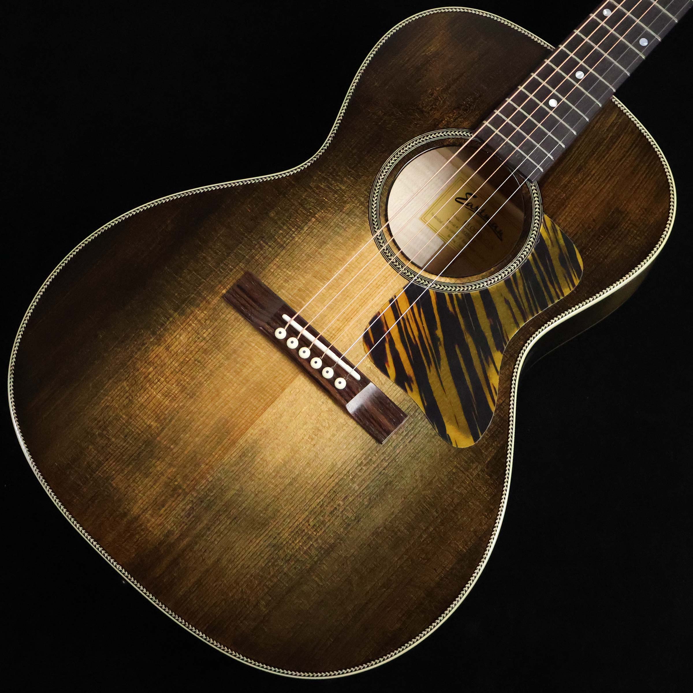 Eastman AR-175CE Sunburst ハードケース付き Eastman AR-175CE Sunburst ハードケース付き Eastman AR-175CE
