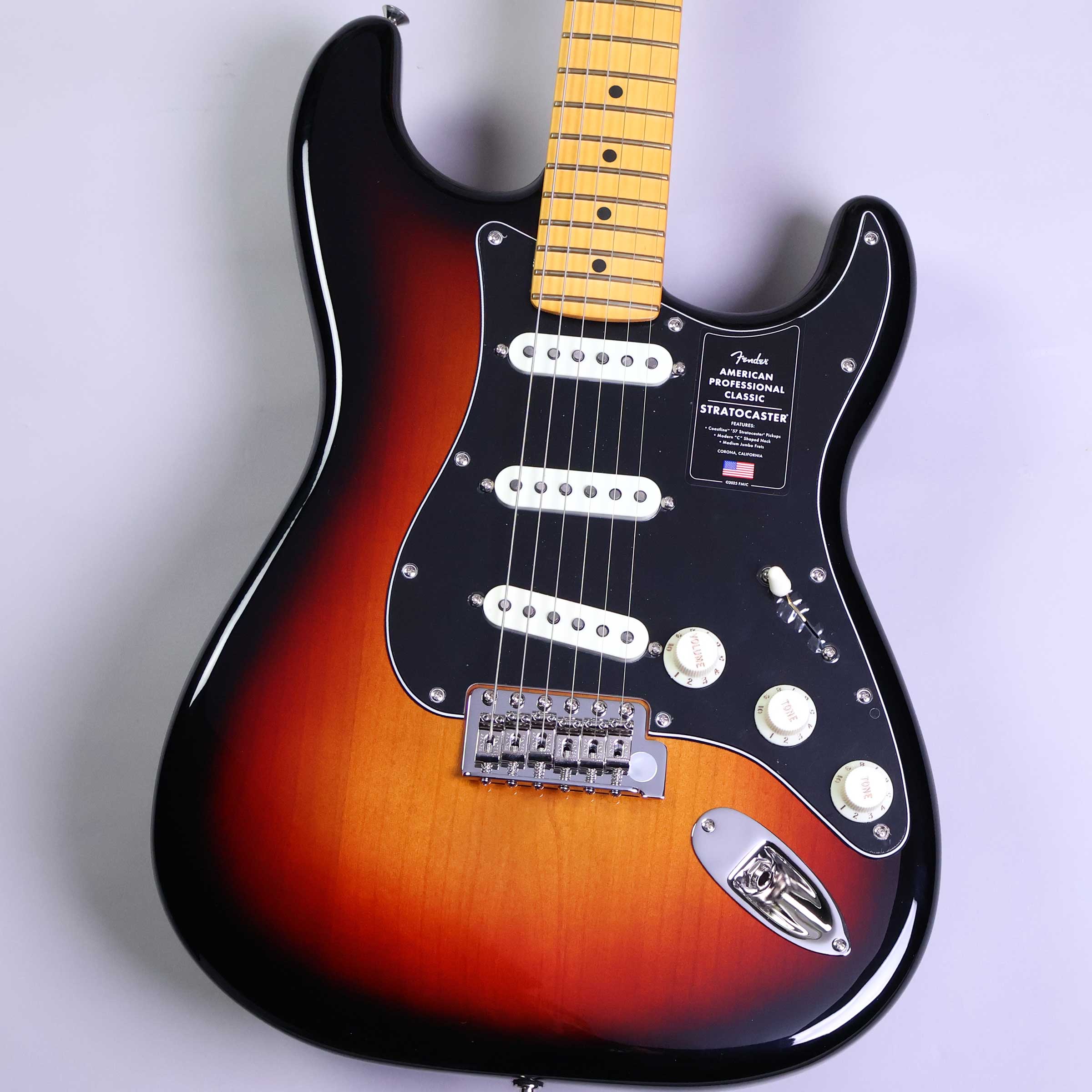 【マラソン期間中 エントリーでさらP5倍】Fender American Professional Classic Stratocaster 3-Color Sunburst エレキギター フェンダー アメリカンプロフェッショナル クラシック ストラトキャスター【アウトレット】｜島村楽器 103,400円