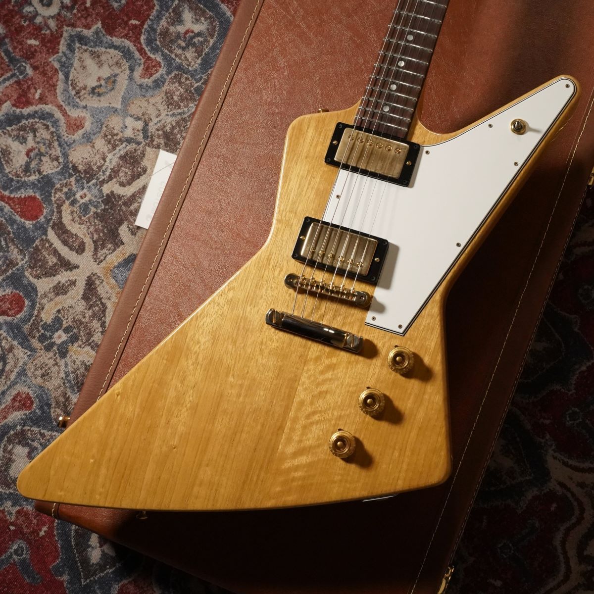 ギター gibson explorer custom 2018 gibson explorer custom 2018 - メルカリ