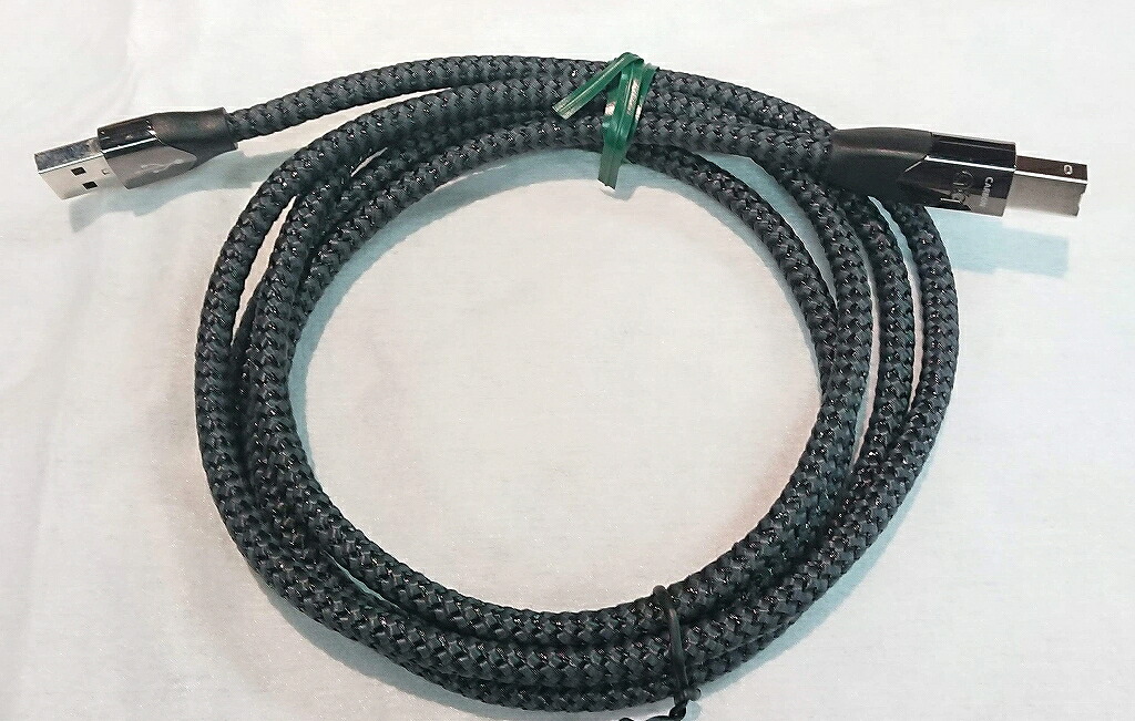【中古品】audioquest USB CARBON/1.5m