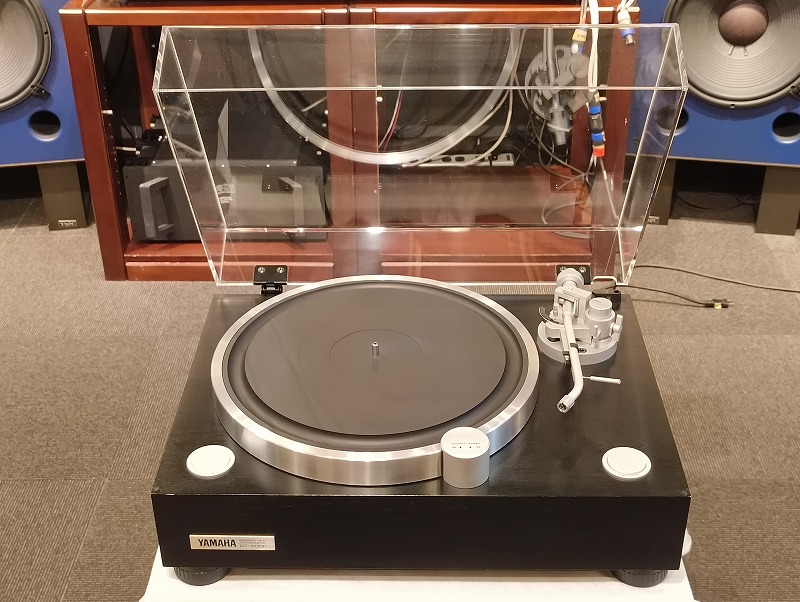 YAMAHA ヤマハ/GIGANTIC AND TREMENDOUS PLAYER/GT-2000/01835/ピュアオーディオ/ABランク/51【中古】 楽天市場】【中古】 YAMAHA ヤマハ レコードプレーヤー GT-2000