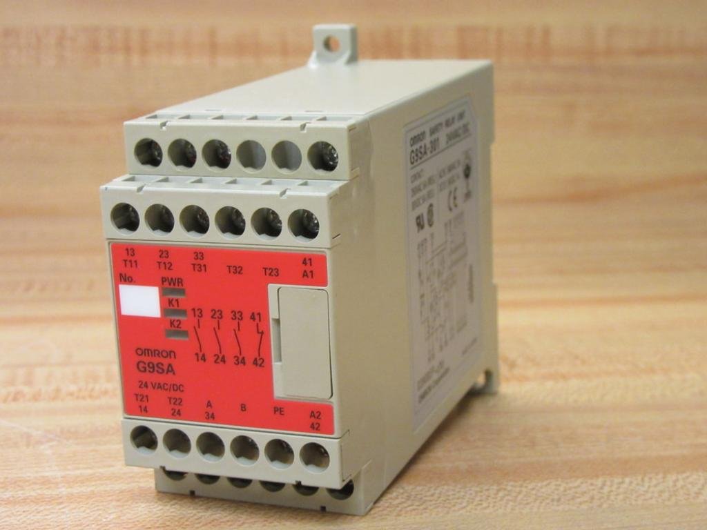 オムロン(OMRON) セーフティ リレーユニット G9SAタイプ G9SA-301