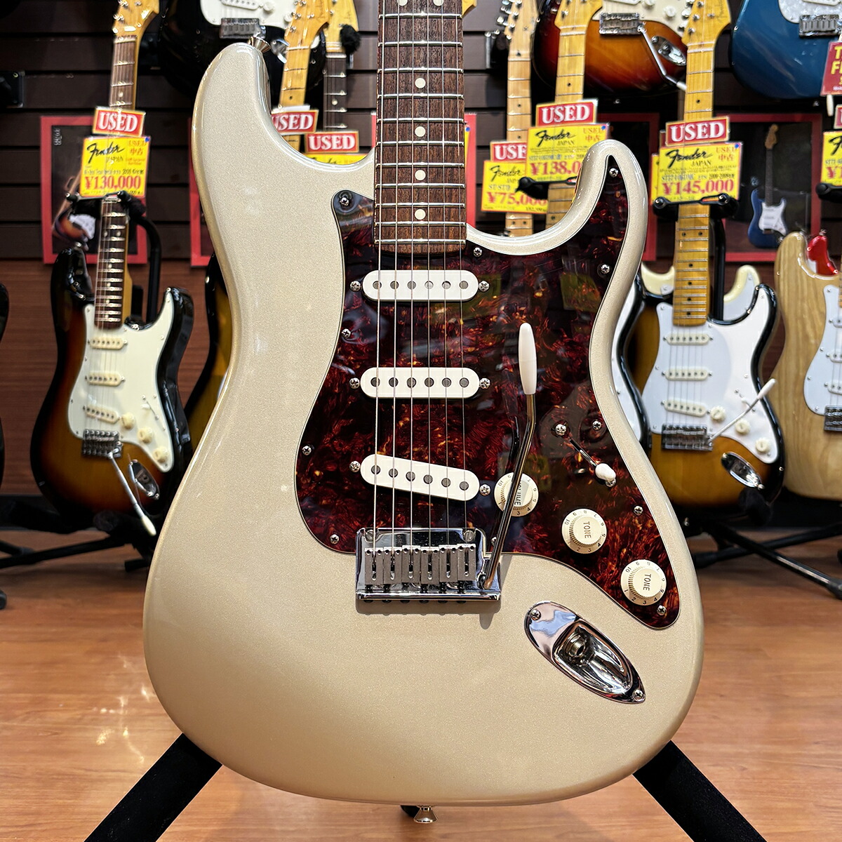 【中古】Fender USA American Strat 2009年製｜下倉楽器　店