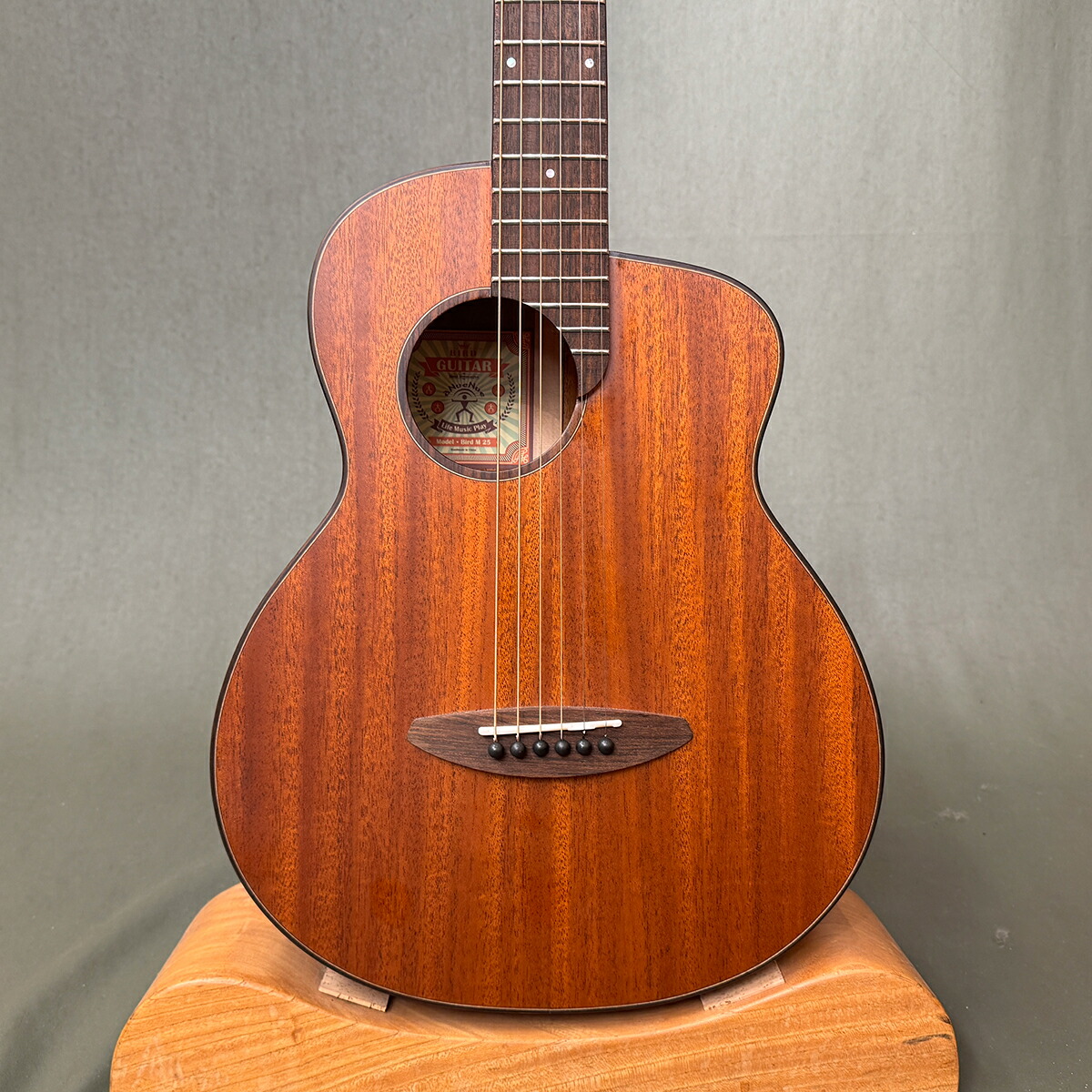 【新品】aNueNue Bird M25 / アヌエヌエ バードM25　オールマホガニー トップ単板 30,030円