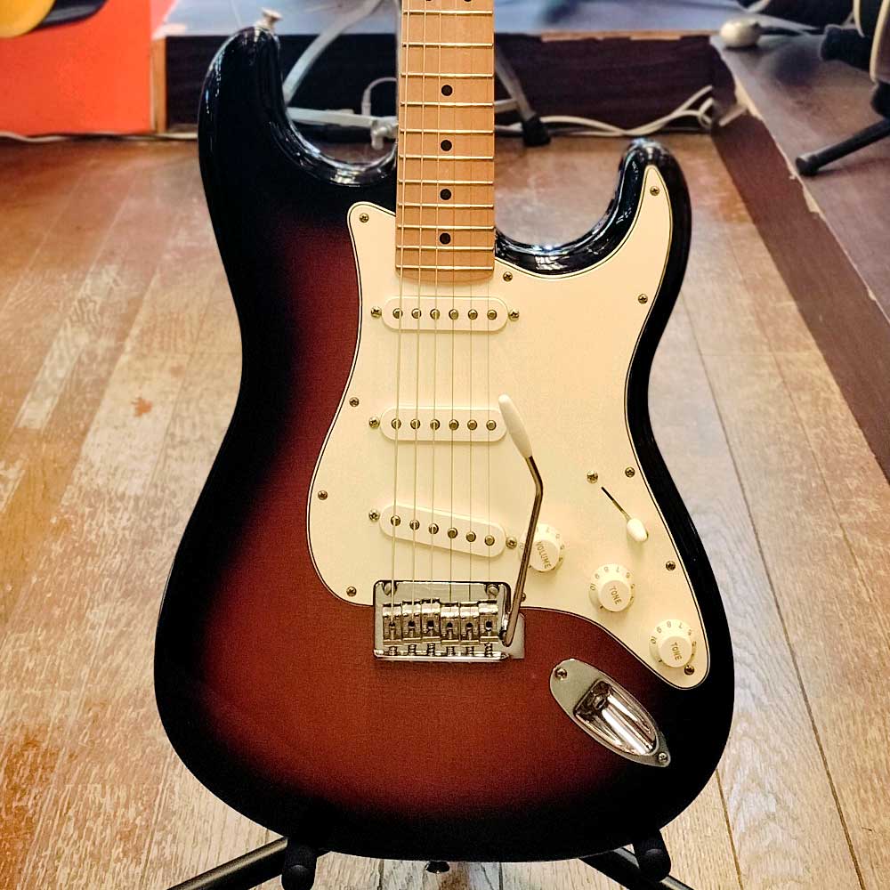 ギター fender Mexico powered by roland GC-1 Roland GC-1 GK Ready Stratocaster Electric Guitar Sunburst