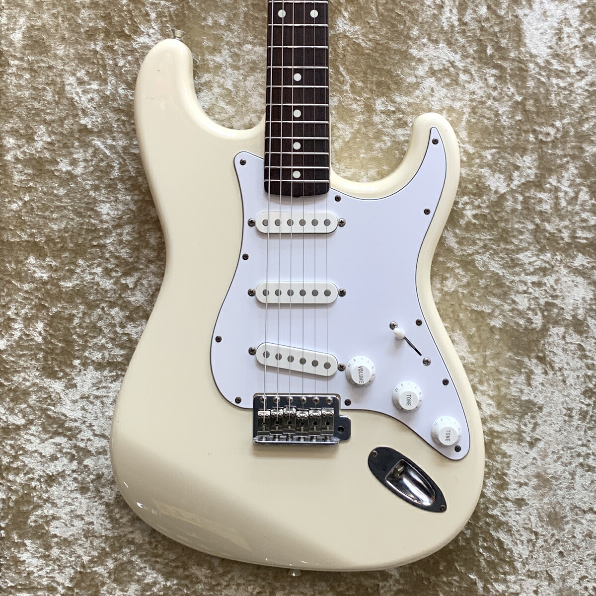 中古相場10万超え極美品FenderJapan ST-62 1989~1990年 中古相場10万超え極美品FenderJapan ST-62 1989~1990年