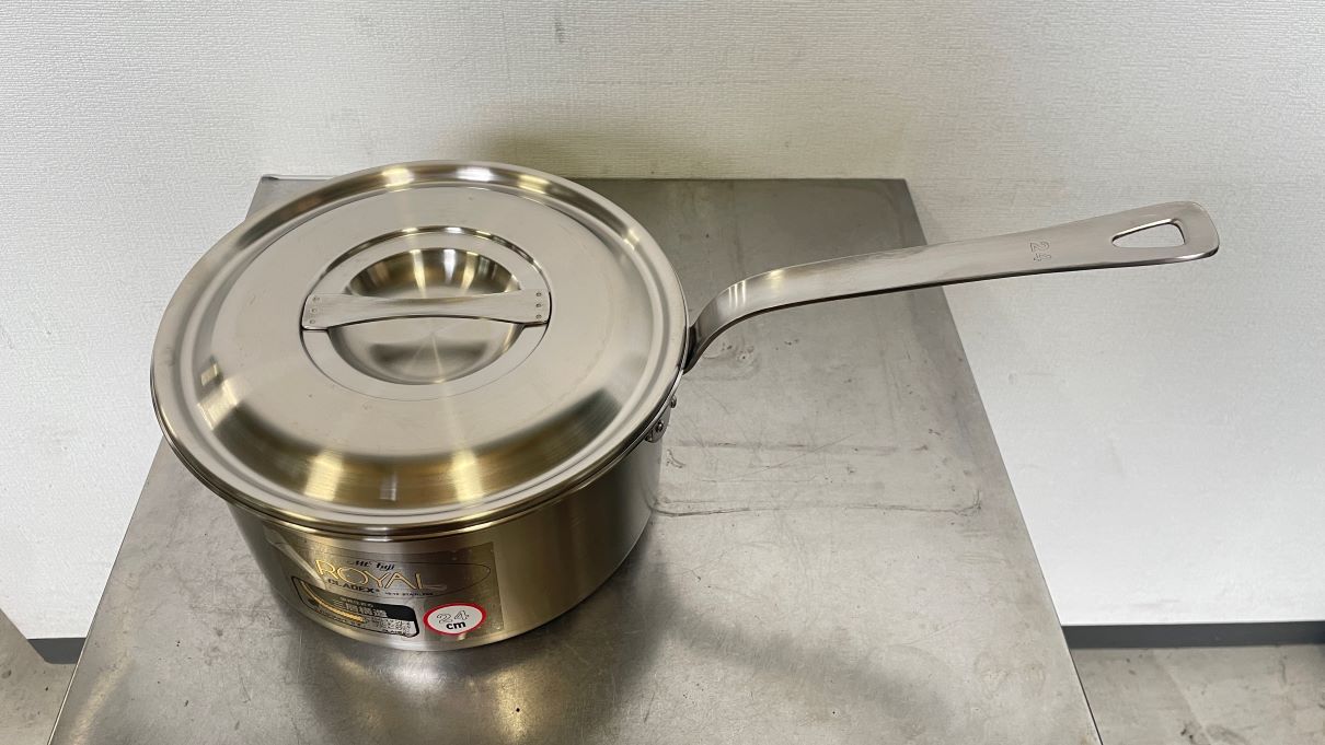 【未使用品】XWD-240 ロイヤル シチューパン 24cm　内径240&times;高さ140mm　重量：2.3kg　満水容量：6.0L　板厚：1.5mm｜シンエイ厨房 店