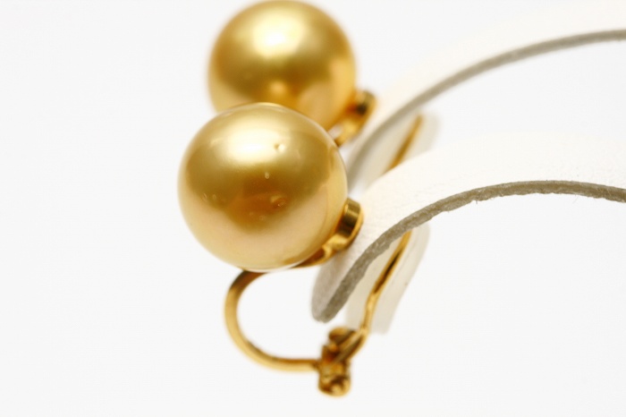 南洋白蝶真珠パールイヤリング 10mm ゴールドカラー 注文後の変更キャンセル返品 ゴールドカラー