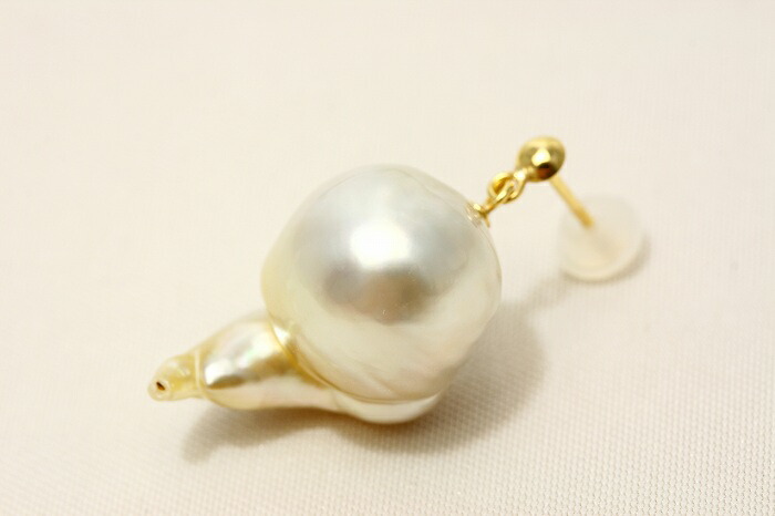 ピアス レディースジュエリー アクセサリー南洋白蝶真珠パールピアス シングルデザイン 19 12mm ナチュラルカラー K18製 真珠倶楽部 片耳だけ 付けるシングルデザイン ピアス レディースジュエリー アクセサリー南洋白蝶真珠パールピアス シングルデザイン 19 12mm ナチュラルカラー K18製 真珠倶楽部 片耳だけ 付けるシングルデザイン