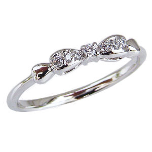 【ただいまポイント10倍中】リボンリング ダイヤモンドリング リボンモチーフ ダイヤモンド 指輪 ダイヤ 0.05ct k18 ホワイトゴールド りぼん カジュアル 送料無料 おすすめ トレンド プレゼント ギフト ジュエリー 決算 セール｜パールジュエリー専門店 真珠の杜