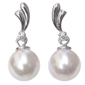 【ただいまポイント10倍中】パールピアス 18金 パール ピアス 18k 18k 真珠 あこや本真珠 6-6.5mm ダイヤモンド 2石 0.02ct k18 ホワイトゴールド ペア ぶら下がり ゆれる 揺れる 送料無料 普段使い 人気 おすすめ プレゼント ギフト ジュエリー ボーナス セール｜パールジュエリー専門店 真珠の杜
