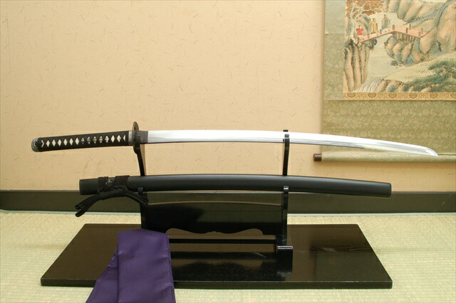 楽天市場 高級居合刀 剛刀の雄 同田貫藤原正國 二尺七寸 鎬 刀袋付き 送料無料 居合練習 居合稽古に最適 練習用 としてもおすすめ 高級居合刀 刀剣 同田貫2 7寸 2尺7寸 インテリア 日本刀 居合 居合道 しのびや楽天市場店